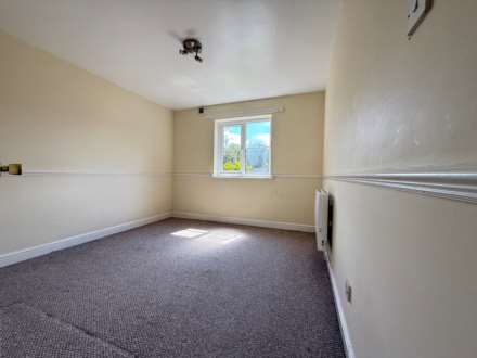 Coptefield Drive, Priory Gardens, Image 5
