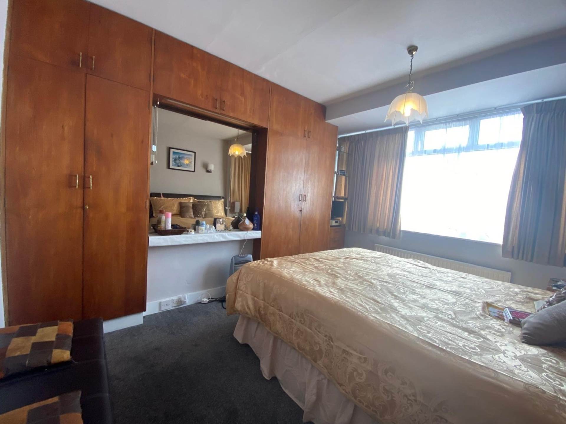 Overton Road, London SE2 9SF   ** VIDEO & 3D FLOORPLAN AVAILABLE **, Image 9