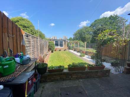 Overton Road, London SE2 9SF   ** VIDEO & 3D FLOORPLAN AVAILABLE **, Image 19