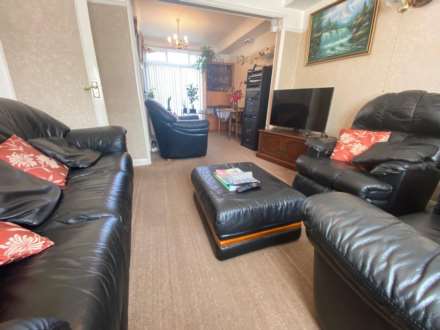 Overton Road, London SE2 9SF   ** VIDEO & 3D FLOORPLAN AVAILABLE **, Image 6