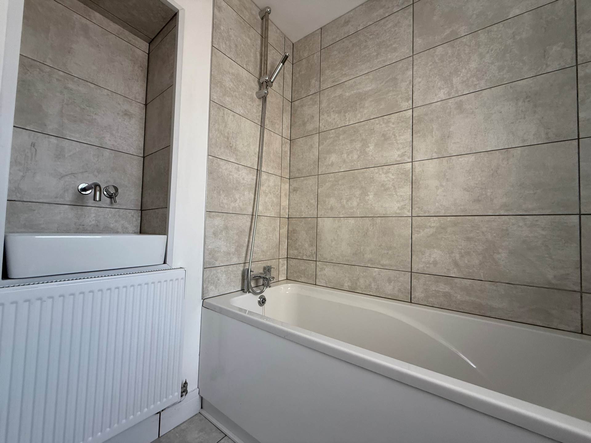 Brook Street, Erith  ** VIDEO & 3D FLOORPLAN AVAILABLE **, Image 8