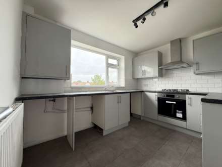 Brook Street, Erith  ** VIDEO & 3D FLOORPLAN AVAILABLE **, Image 3