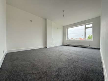 Brook Street, Erith  ** VIDEO & 3D FLOORPLAN AVAILABLE **, Image 4