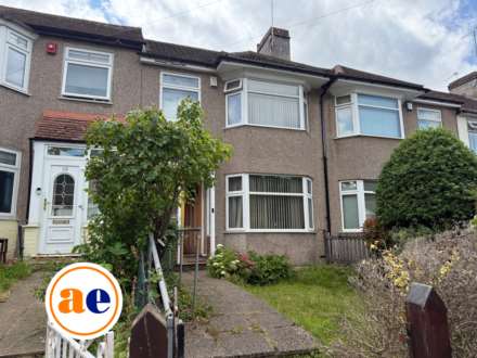 Woodbrook Road, SE2 0PF *** VIDEO AND 3D FLOORPLAN AVAILABLE ***