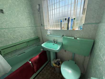 Woodbrook Road, SE2 0PF *** VIDEO AND 3D FLOORPLAN AVAILABLE ***, Image 10