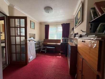 Woodbrook Road, SE2 0PF *** VIDEO AND 3D FLOORPLAN AVAILABLE ***, Image 4