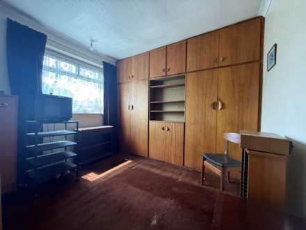 Woodbrook Road, SE2 0PF *** VIDEO AND 3D FLOORPLAN AVAILABLE ***, Image 8