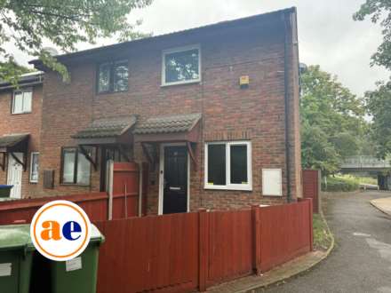 Walsham Close, London ** VIDEO & 3D FLOORPLAN AVAILABLE **