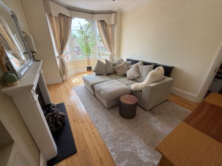 Park Crescent, Erith, Image 7
