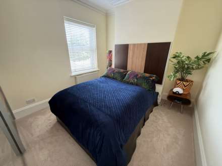 Park Crescent, Erith, Image 9