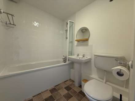 Shortlands Close, Belvedere  ** VIDEO & 3D FLOORPLAN AVAILABLE **, Image 4