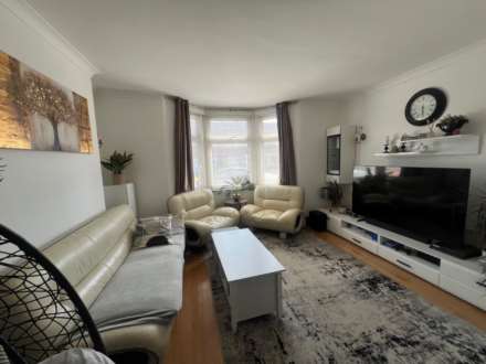 Rushdene, Abbey Wood  ** VIDEO & 3D FLOORPLAN AVAILABLE **, Image 8
