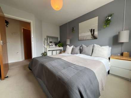 Foxglove Path, Thamesmead SE28 0LR  ** VIDEO & 3D FLOORPLAN AVAILABLE **, Image 11