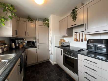 Foxglove Path, Thamesmead SE28 0LR  ** VIDEO & 3D FLOORPLAN AVAILABLE **, Image 3