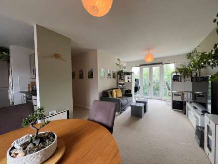 Foxglove Path, Thamesmead SE28 0LR  ** VIDEO & 3D FLOORPLAN AVAILABLE **, Image 8