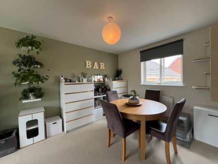 Foxglove Path, Thamesmead SE28 0LR  ** VIDEO & 3D FLOORPLAN AVAILABLE **, Image 9