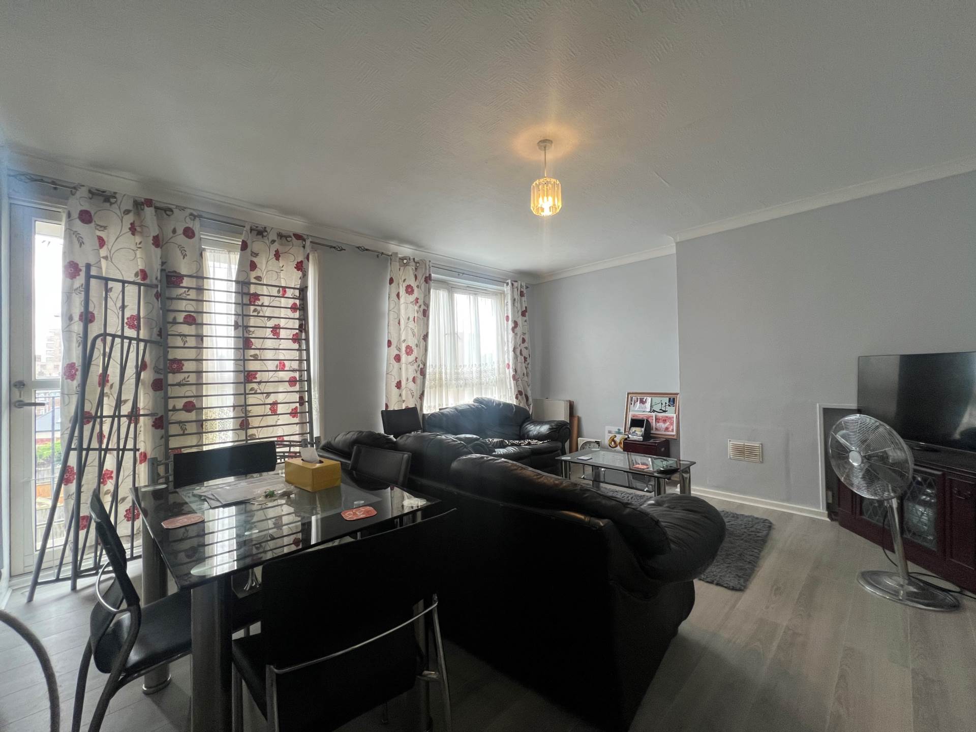 Sewell Road, London  ** 3D FLOORPLAN & VIDEO AVAILABLE **, Image 4