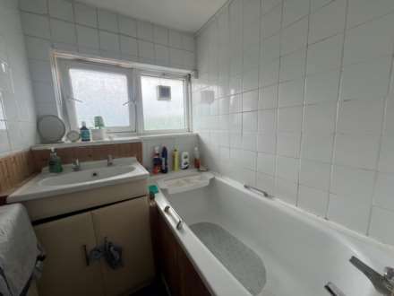 Sewell Road, London  ** 3D FLOORPLAN & VIDEO AVAILABLE **, Image 10