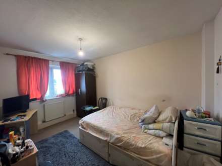 Sewell Road, London  ** 3D FLOORPLAN & VIDEO AVAILABLE **, Image 7
