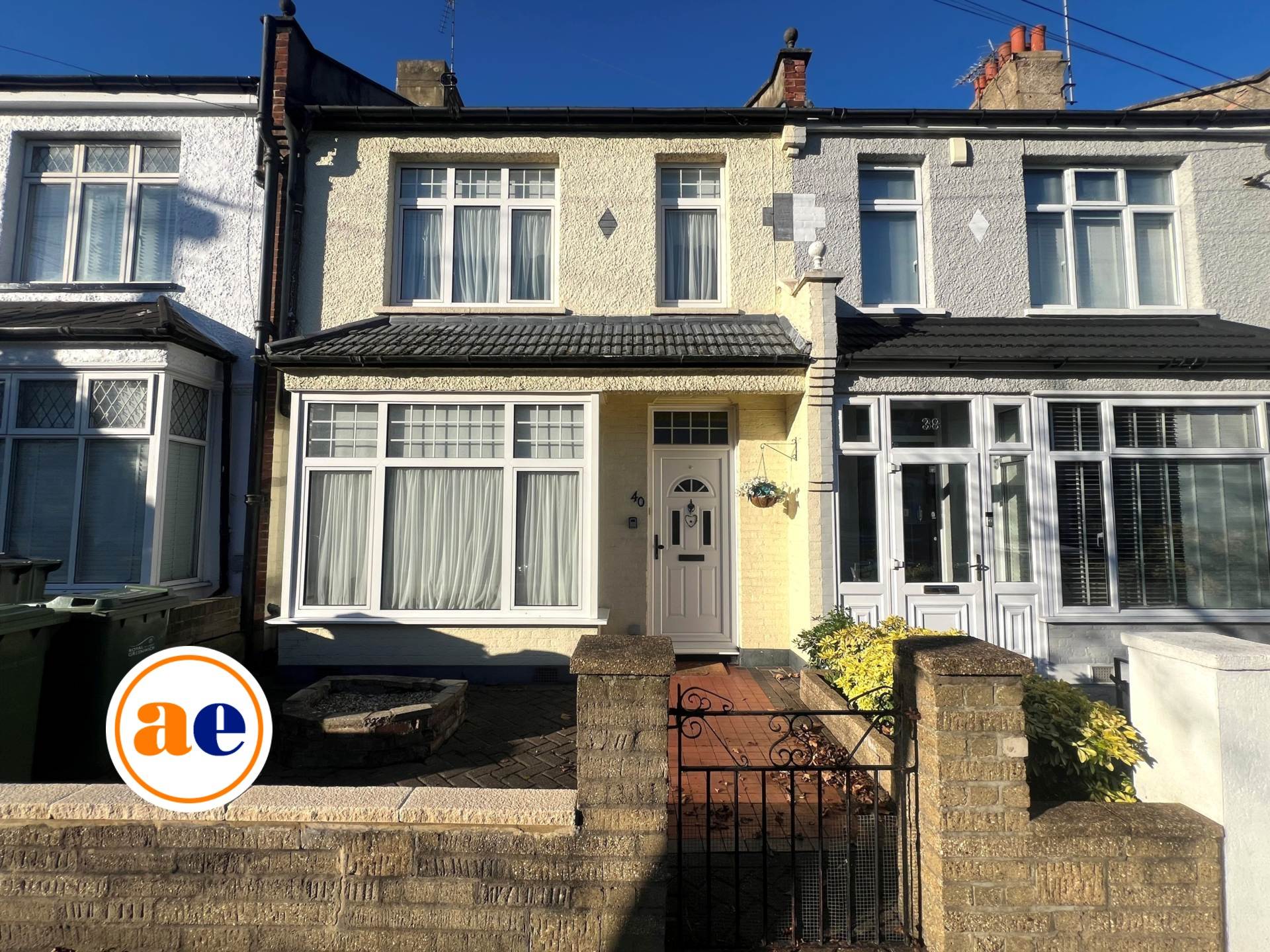 Howarth Road, London   ** VIDEO & 3D FLOORPLAN AVAILABLE **, Image 1