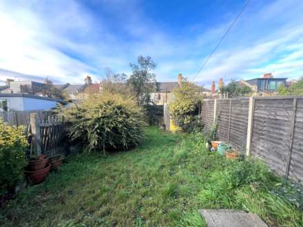 Howarth Road, London   ** VIDEO & 3D FLOORPLAN AVAILABLE **, Image 13