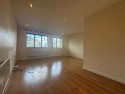 Greenhaven Drive, Thamesmead  ** VIDEO & 3D FLOORPLAN AVAILABLE **, Image 8