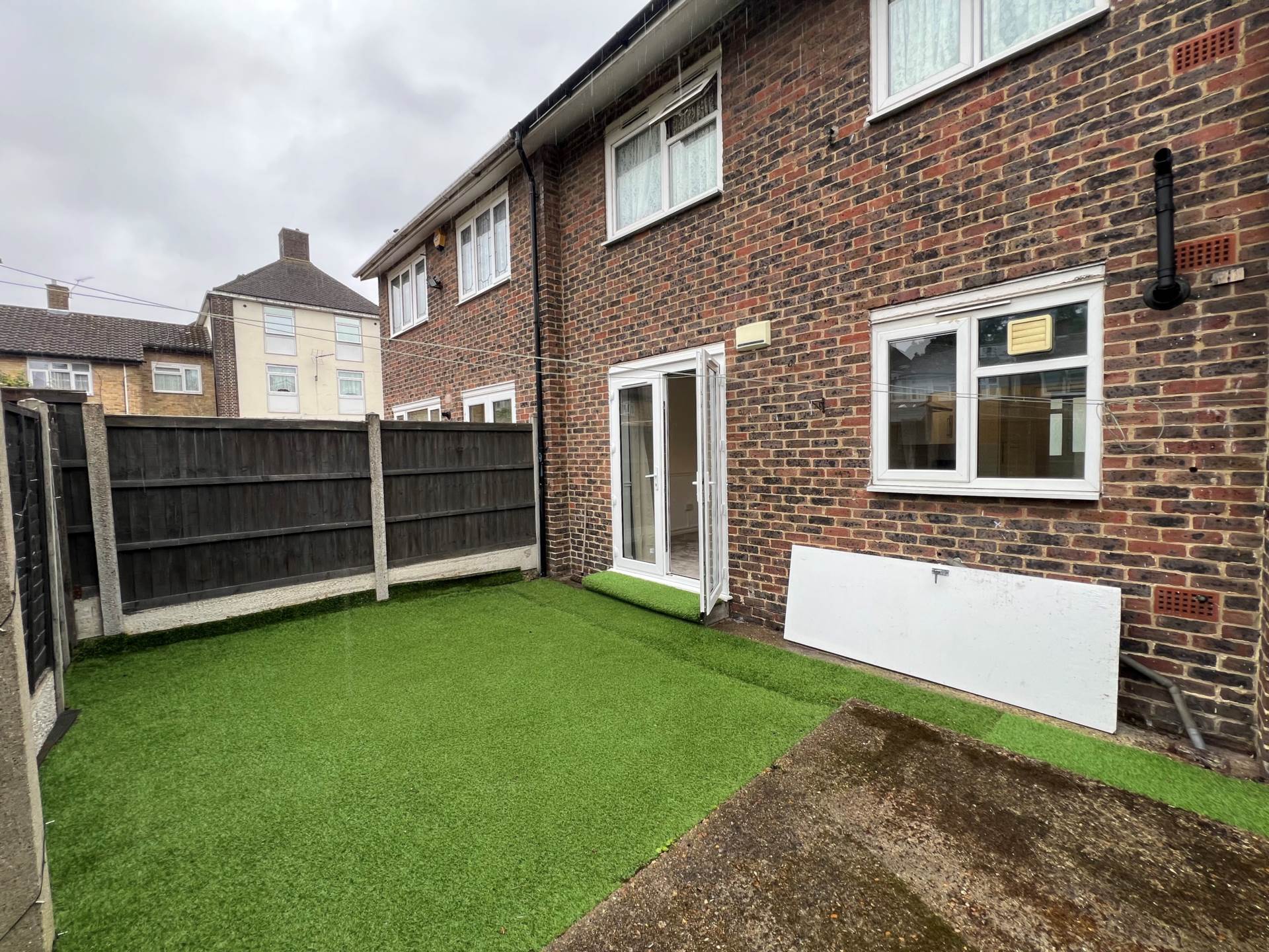 Throwley Close, London  SE2 9LB  ** VIDEO & 3D FLOORPLAN AVAILABLE **, Image 11