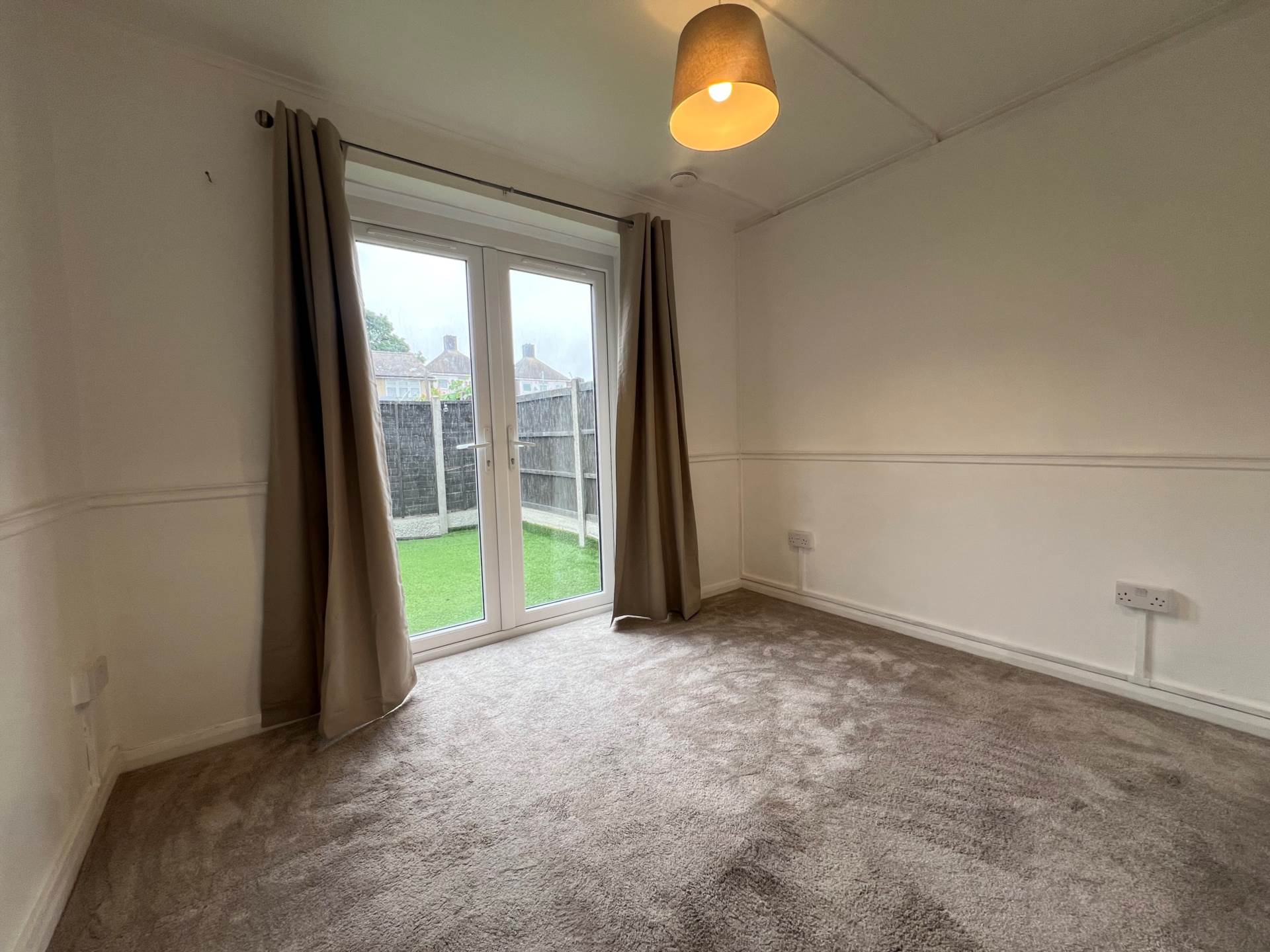 Throwley Close, London  SE2 9LB  ** VIDEO & 3D FLOORPLAN AVAILABLE **, Image 4