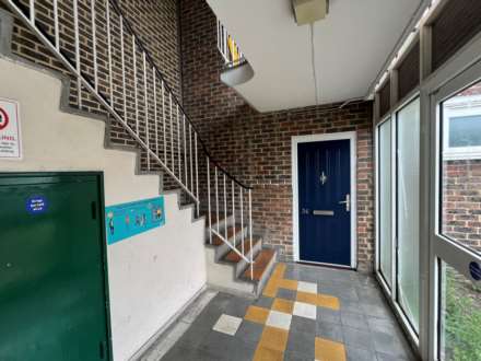 Throwley Close, London  SE2 9LB  ** VIDEO & 3D FLOORPLAN AVAILABLE **, Image 12