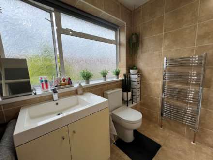 Mottisfont Road, London  ** VIDEO & 3D FLOORPLAN AVAILABLE **, Image 14