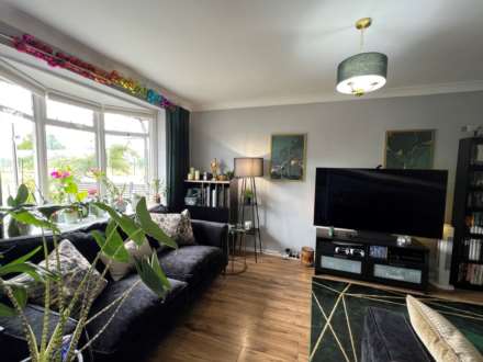 Mottisfont Road, London  ** VIDEO & 3D FLOORPLAN AVAILABLE **, Image 17