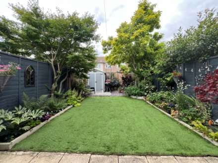 Mottisfont Road, London  ** VIDEO & 3D FLOORPLAN AVAILABLE **, Image 18