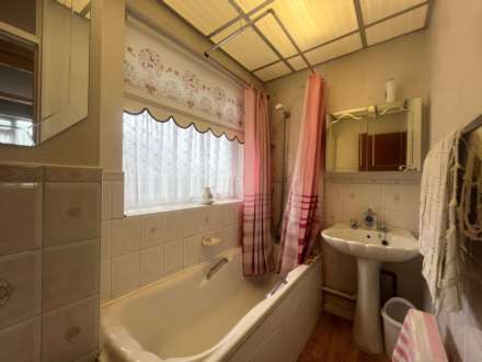 Peterstone Road, London  ** VIDEO & 3D FLOORPLAN AVAILABLE **, Image 12