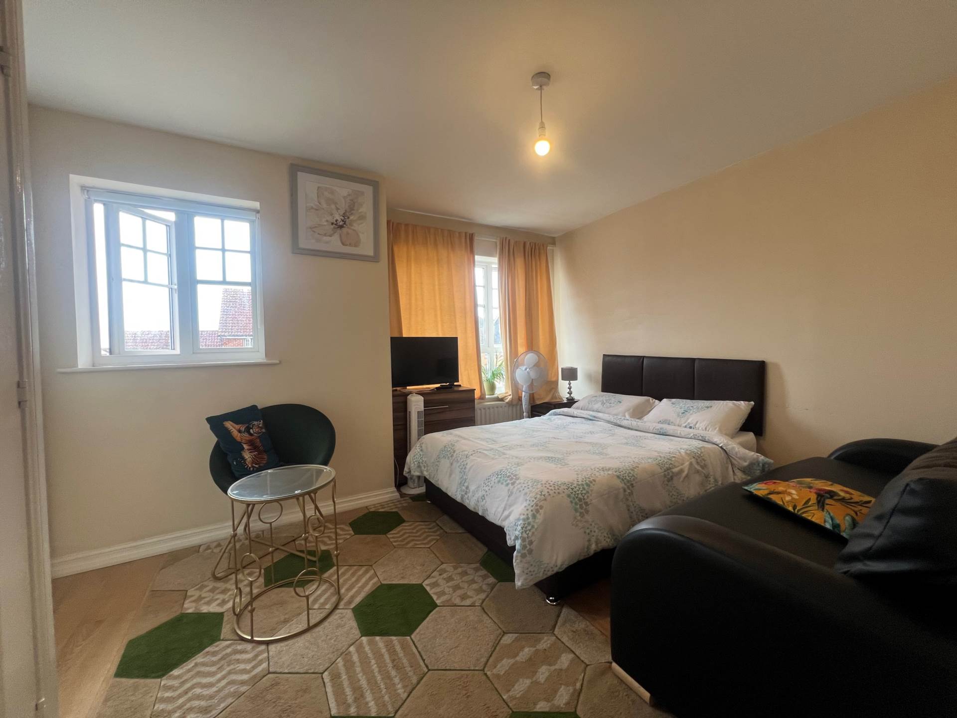 Greenhaven Drive, London  ** VIDEO & 3D FLOORPLAN AVAILABLE **, Image 10