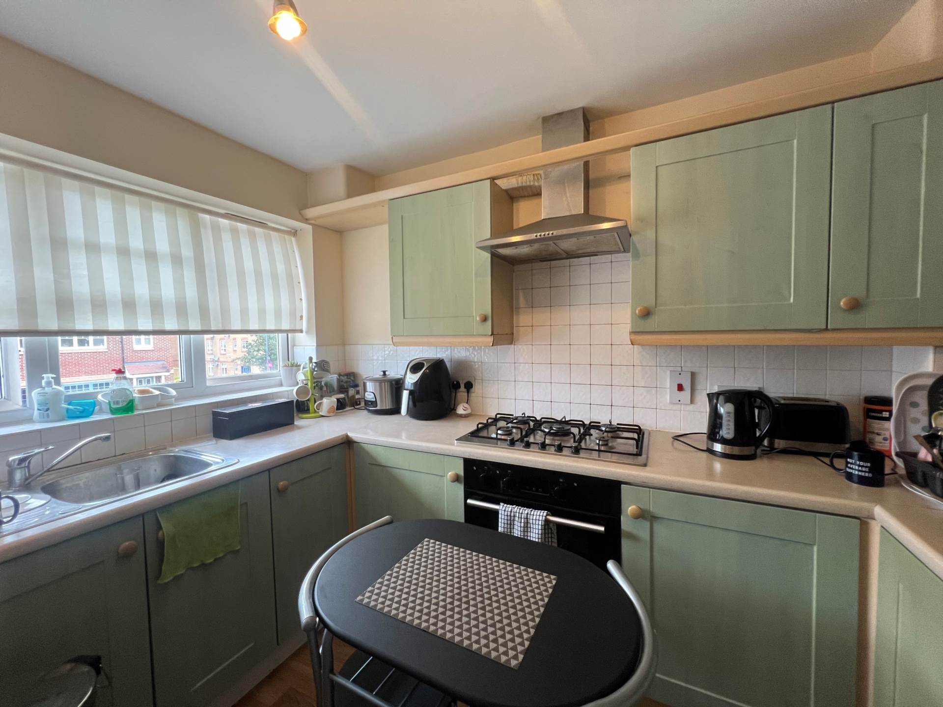 Greenhaven Drive, London  ** VIDEO & 3D FLOORPLAN AVAILABLE **, Image 4