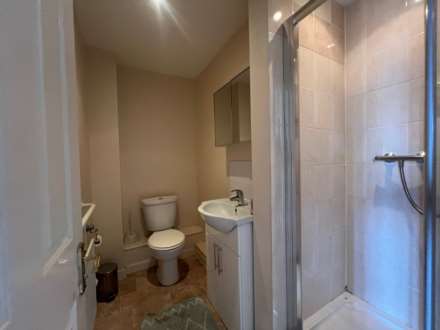 Greenhaven Drive, London  ** VIDEO & 3D FLOORPLAN AVAILABLE **, Image 12