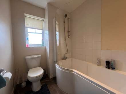 Greenhaven Drive, London  ** VIDEO & 3D FLOORPLAN AVAILABLE **, Image 14