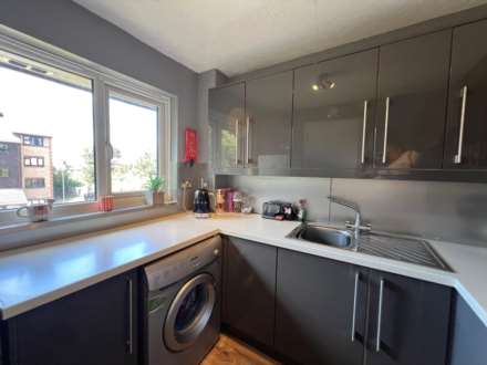 Cricketers Close Erith  ** VIDEO & 3D FLOORPLAN AVAILABLE **, Image 8