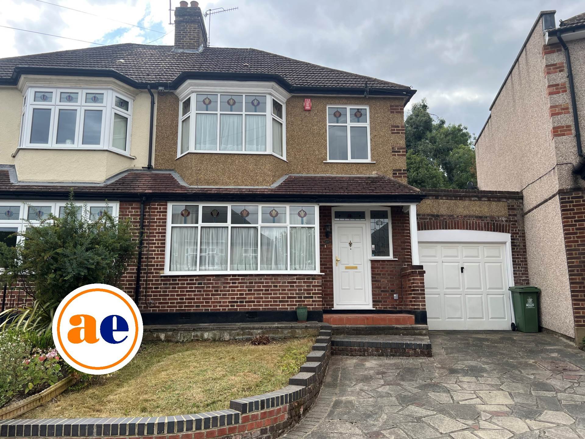Woodland Way, London  ** VIDEO & 3D FLOORPLAN AVAILABLE **, Image 1
