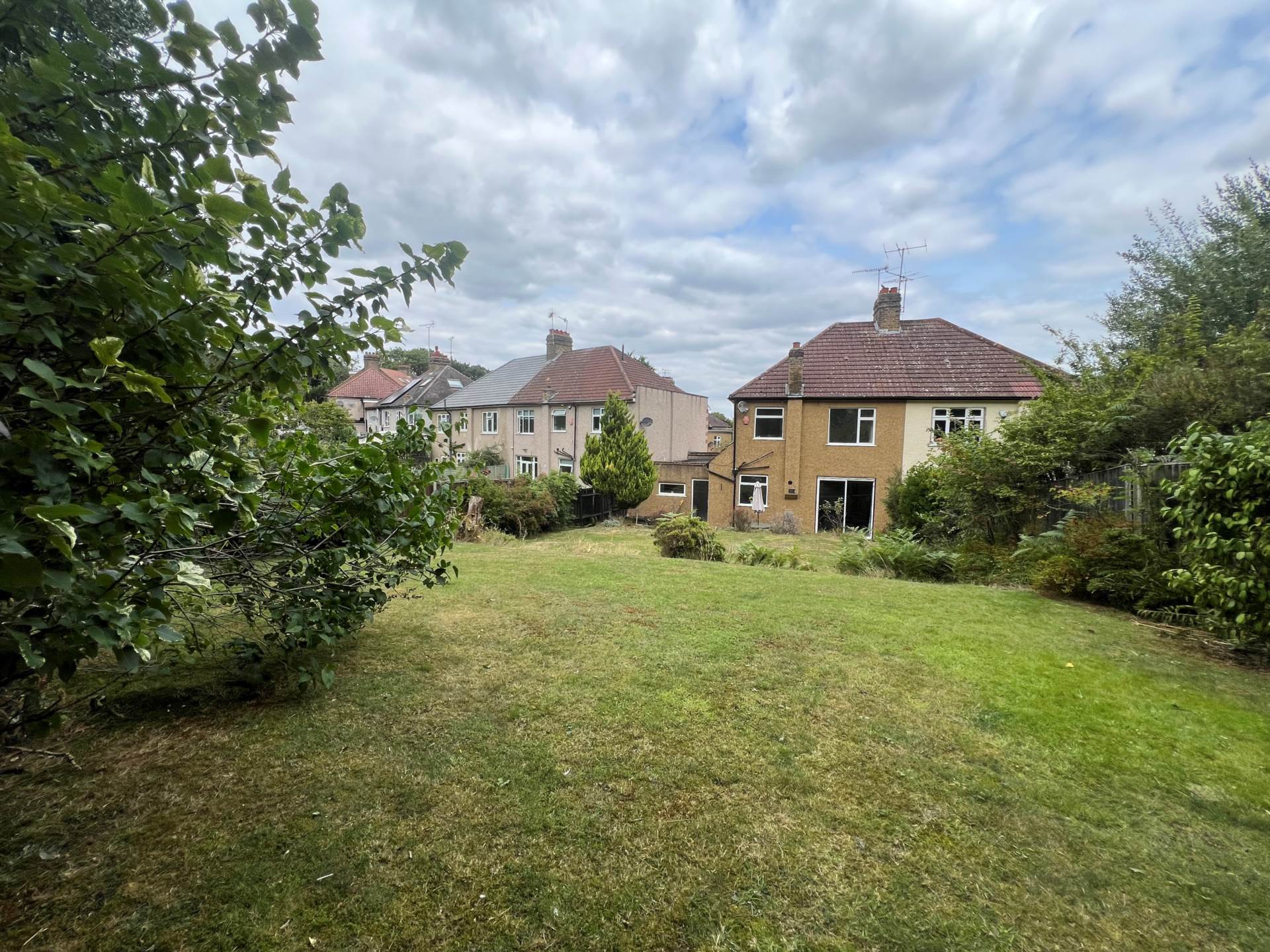 Woodland Way, London  ** VIDEO & 3D FLOORPLAN AVAILABLE **, Image 21