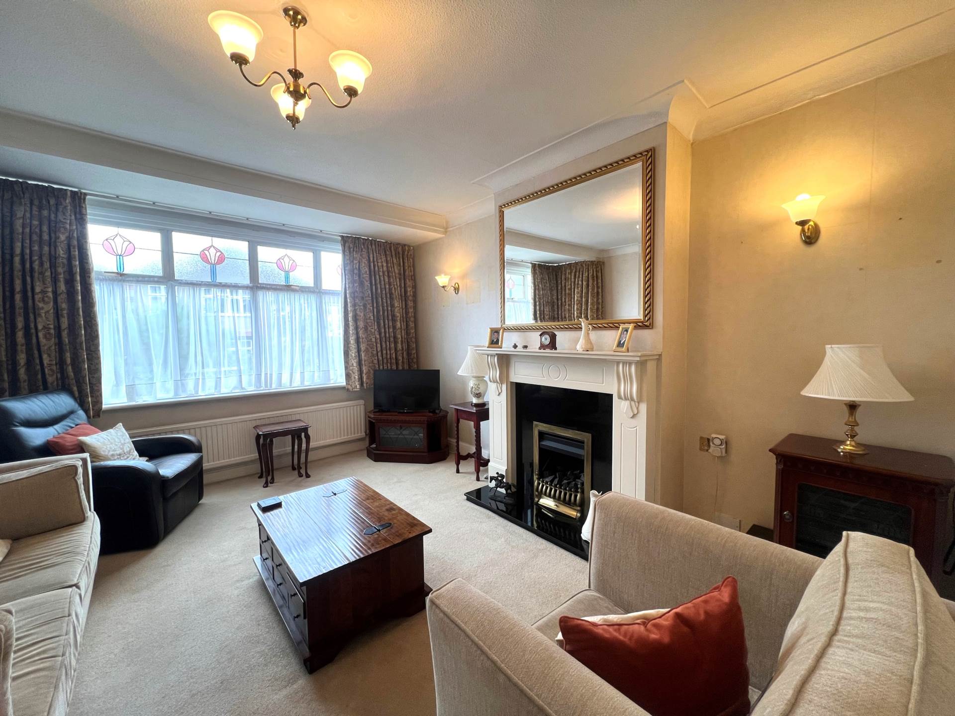Woodland Way, London  ** VIDEO & 3D FLOORPLAN AVAILABLE **, Image 3