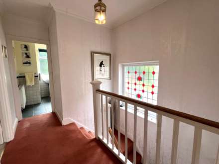 Woodland Way, London  ** VIDEO & 3D FLOORPLAN AVAILABLE **, Image 10