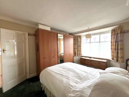 Woodland Way, London  ** VIDEO & 3D FLOORPLAN AVAILABLE **, Image 13