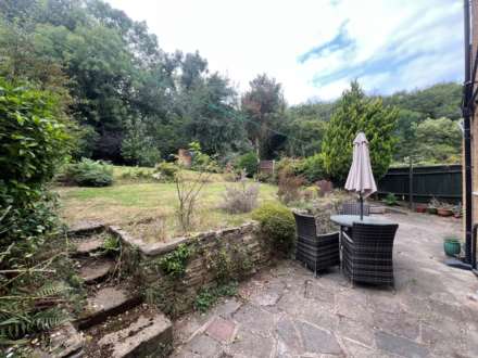 Woodland Way, London  ** VIDEO & 3D FLOORPLAN AVAILABLE **, Image 20