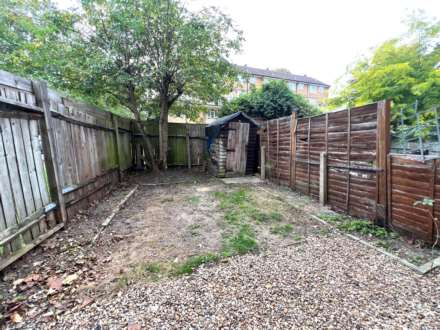 Viola Avenue, London, Image 8