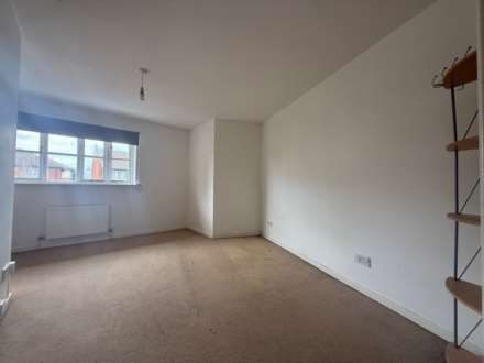 Pitfield Crescent, London  ** VIDEO & 3D FLOORPLAN AVAILABLE **, Image 6