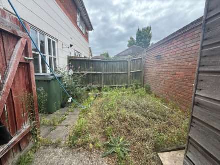 Pitfield Crescent, London  ** VIDEO & 3D FLOORPLAN AVAILABLE **, Image 9
