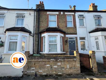 Marmadon Road, London SE18 1EQ  ** VIDEO & 3D FLOORPLAN AVAILABLE **