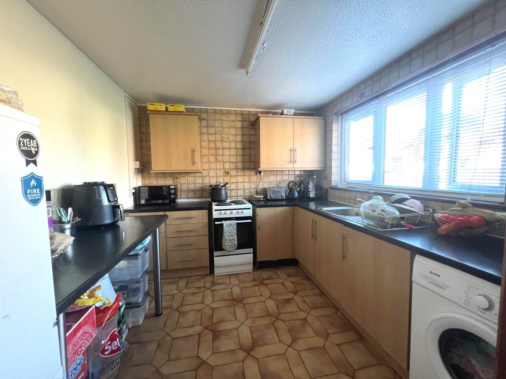 Epstein Road, London  ** VIDEO & 3D FLOORPLAN AVAILABLE **, Image 2
