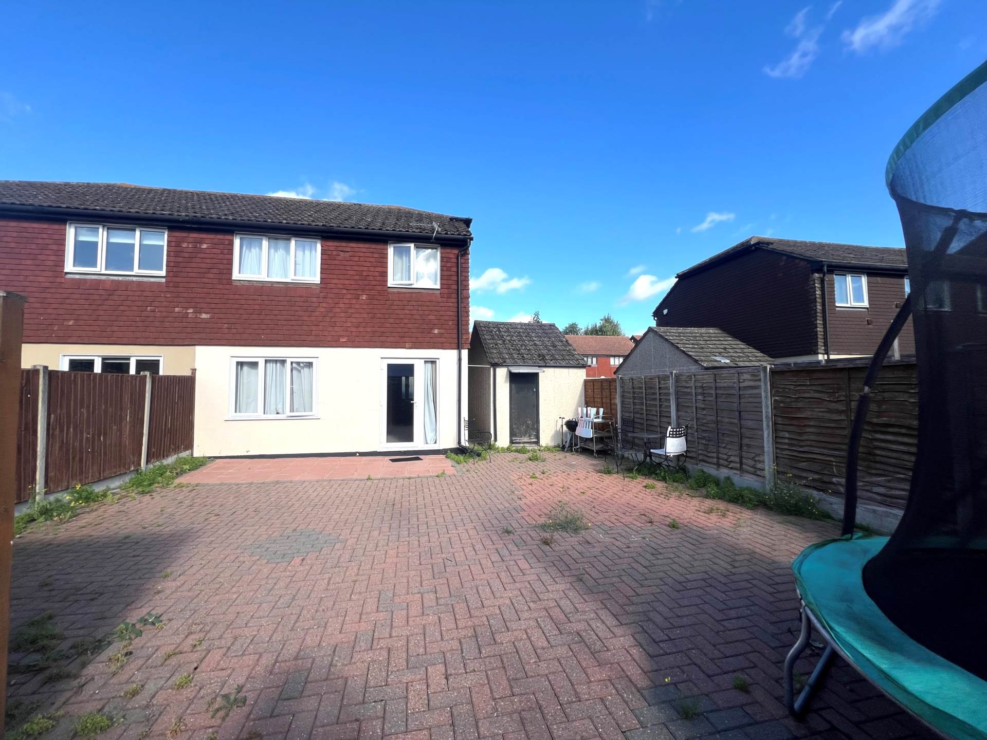 Epstein Road, London  ** VIDEO & 3D FLOORPLAN AVAILABLE **, Image 9